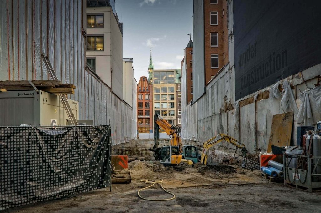 Bouwplaats met expert in betonbouw uit Mijdrecht voor woningbouw- en utiliteitsbouwprojecten